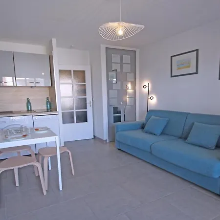Santa Cruz Apartment